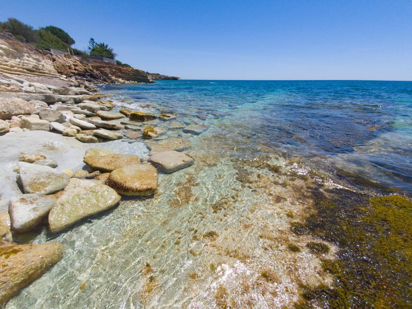 הוילה אבולה Casotto Il Carrubo, A 100 Mt Dal Mare! מראה חיצוני תמונה